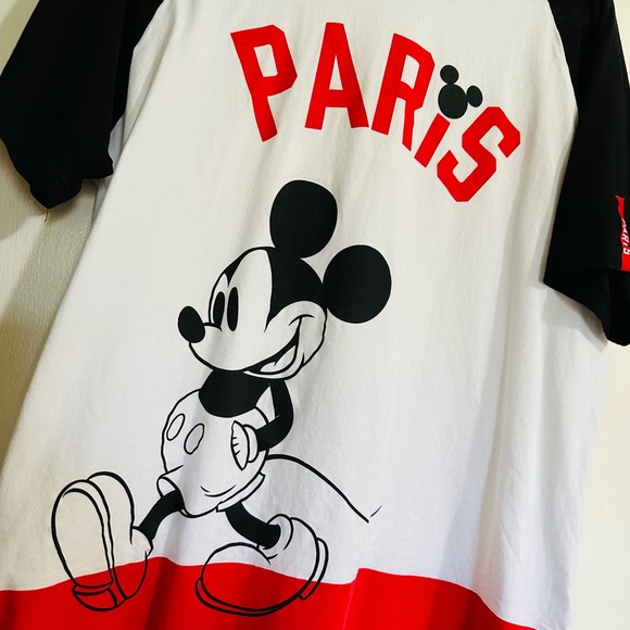Bundle 2 items for $15! Disney Mickey Mouse Short Sleeves Tee L - Picture 2 of 4
